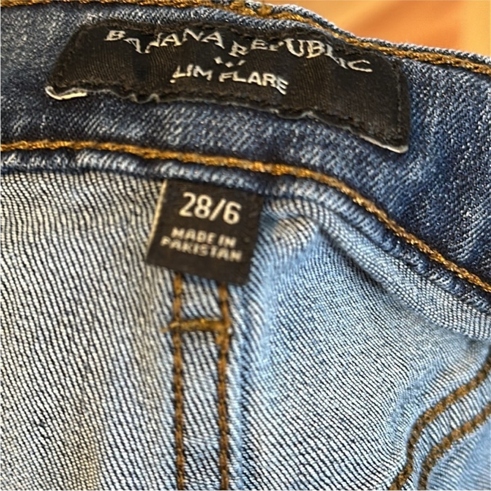 Banana Republic Women's Blue Slim Flare Stretch Jeans size 6